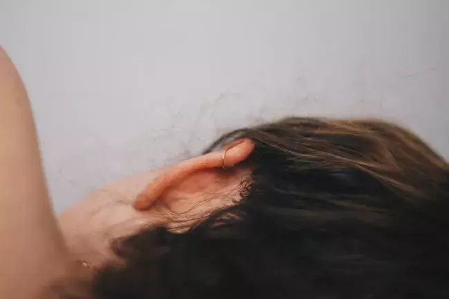 Surpoids : les jeunes souffrent d’une perte auditive