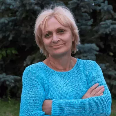  Aline, 65 ans, habite à Lesigny